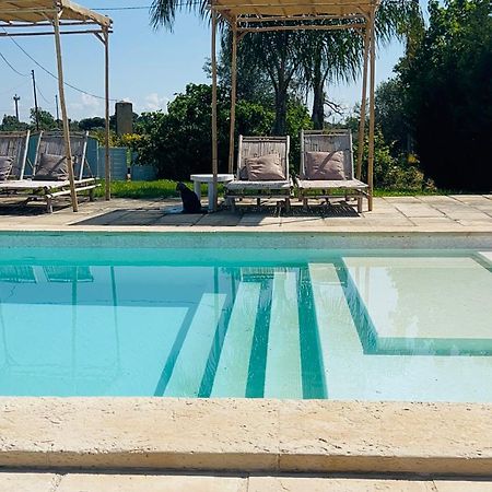 Le Stanze Di Chloe Hotel Тавиано Екстериор снимка
