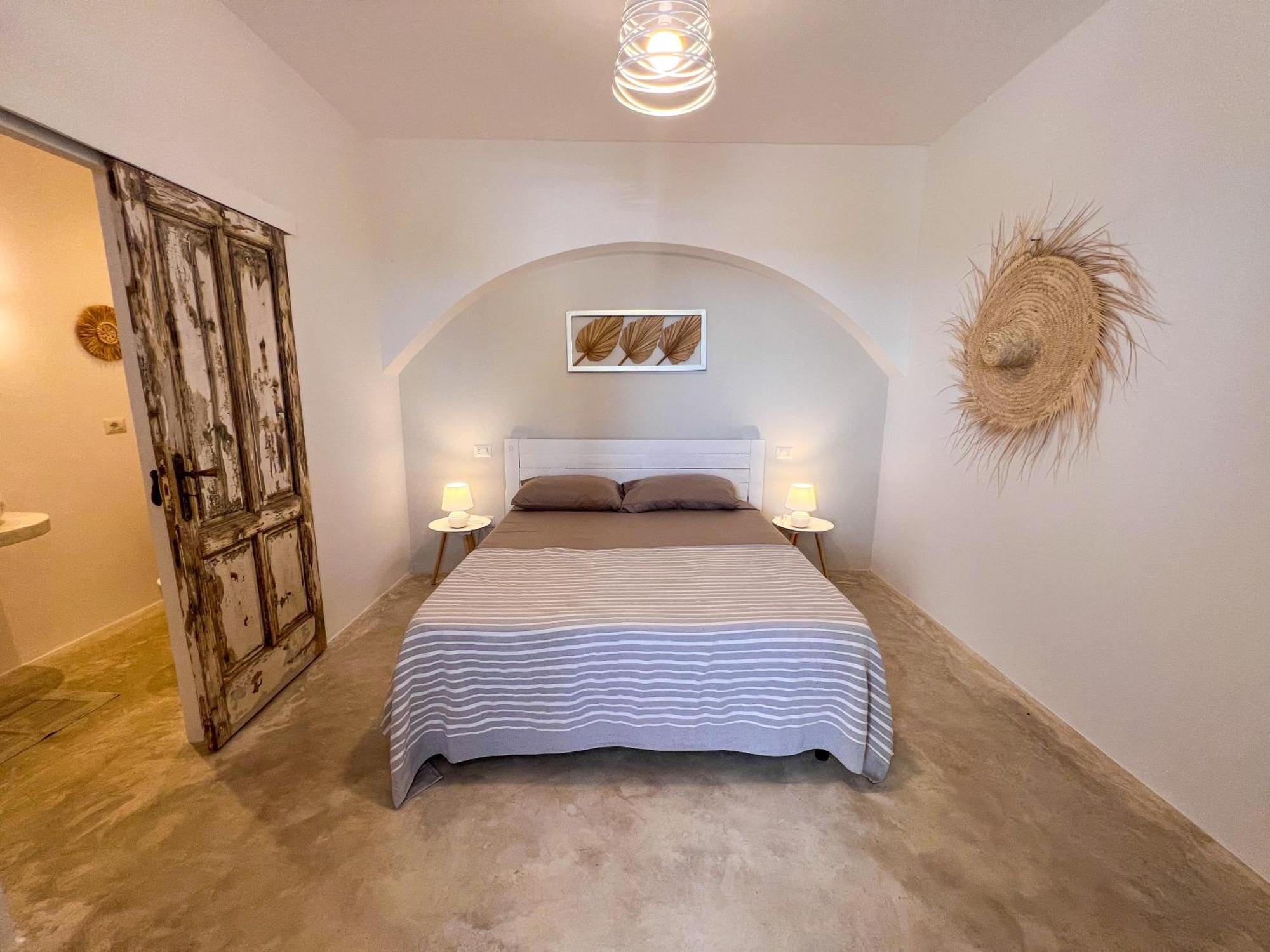 Le Stanze Di Chloe Hotel Тавиано Екстериор снимка
