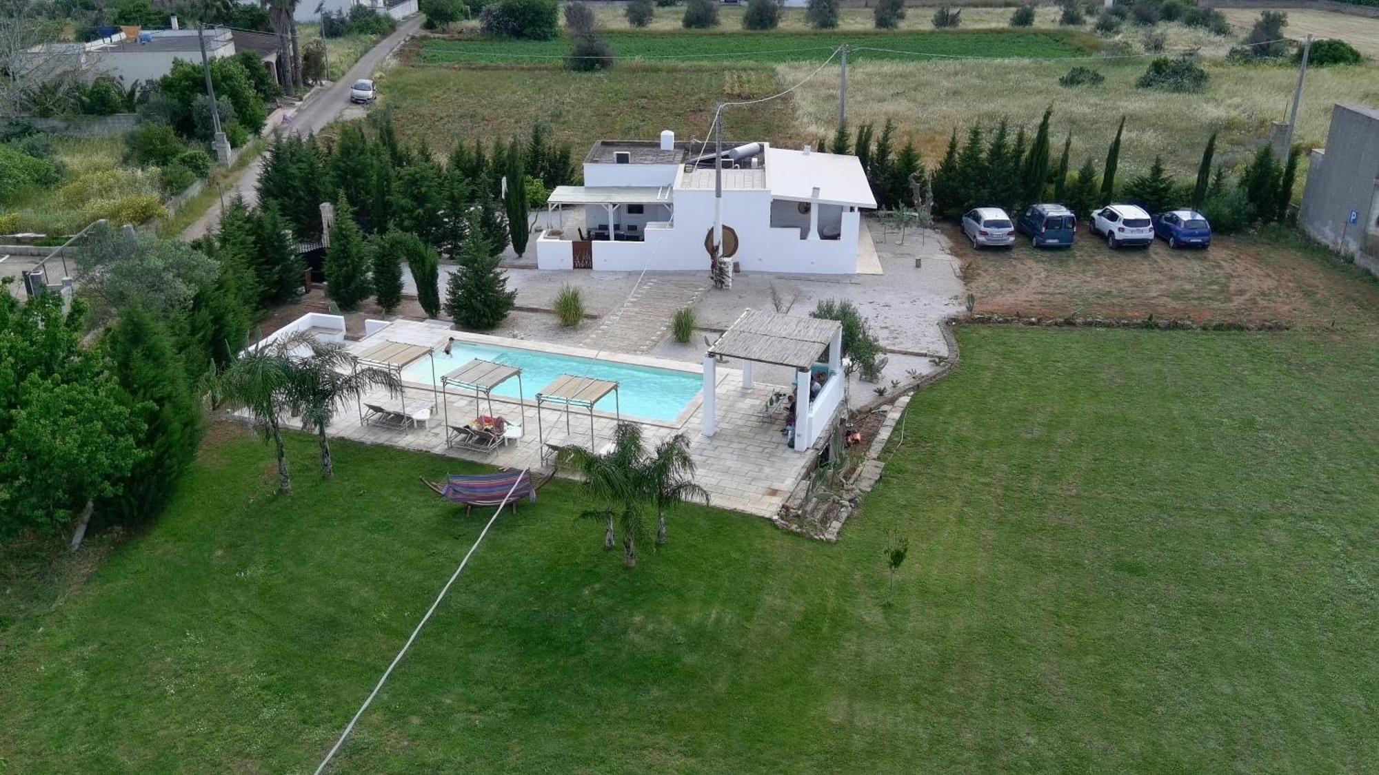 Le Stanze Di Chloe Hotel Тавиано Екстериор снимка